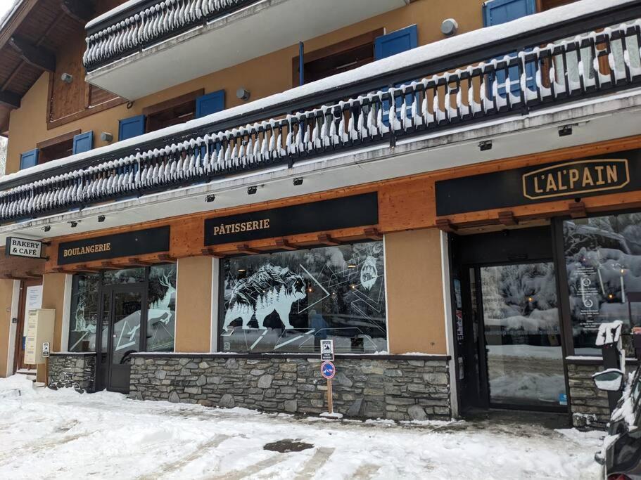 Chalet L'Ilet Ensoleille /Sunny Island Chalet Chamonix Exterior photo